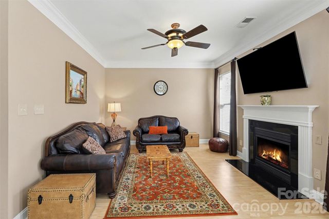 13556 Aldenbrook Drive, Huntersville, NC 28078