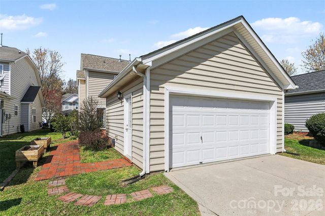 13556 Aldenbrook Drive, Huntersville, NC 28078