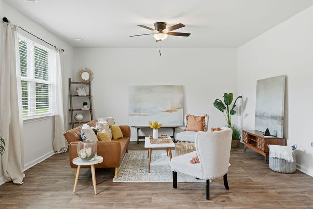 162 Oakwood Boulevard, Summerville, SC 29486