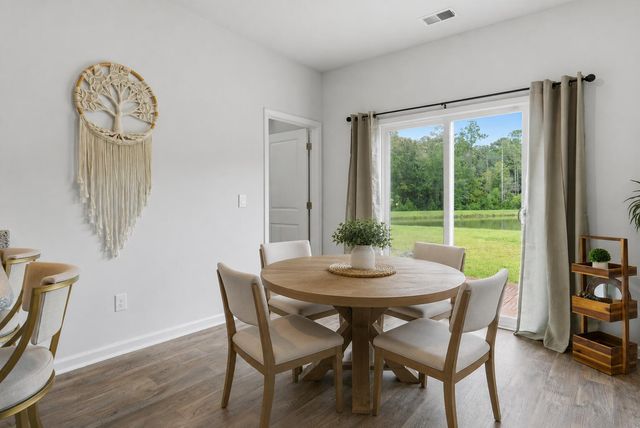 162 Oakwood Boulevard, Summerville, SC 29486