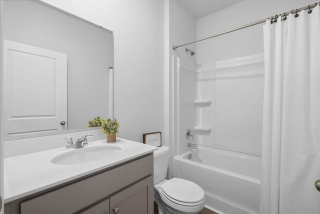 162 Oakwood Boulevard, Summerville, SC 29486