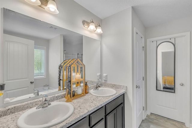 276 Brightleaf Circle, Hinesville, GA 31313