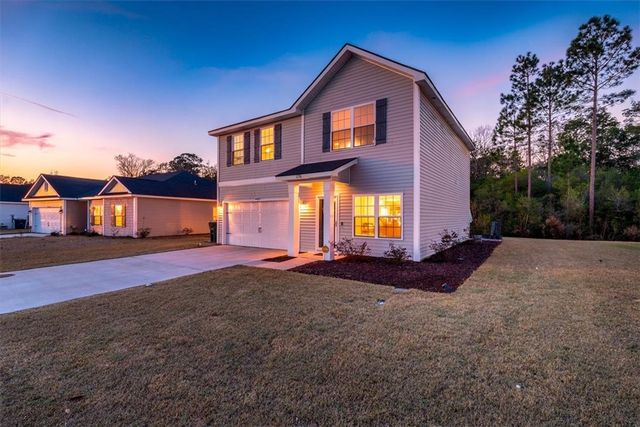 276 Brightleaf Circle, Hinesville, GA 31313