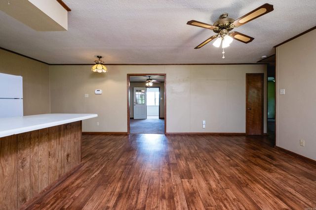 2725 Midland Road, Alexander, AR 72002