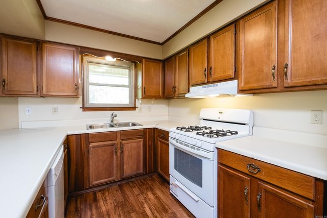 2725 Midland Road, Alexander, AR 72002