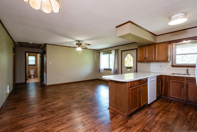 2725 Midland Road, Alexander, AR 72002