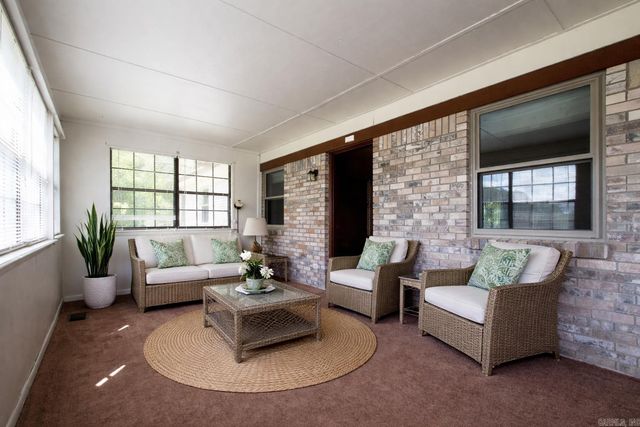 2725 Midland Road, Alexander, AR 72002