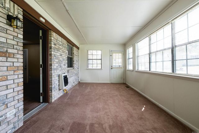 2725 Midland Road, Alexander, AR 72002