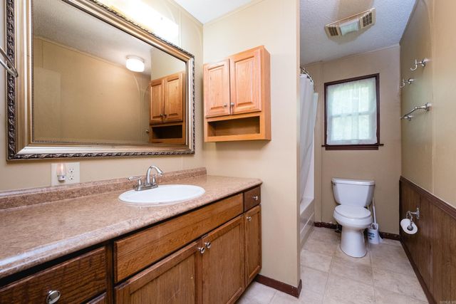 2725 Midland Road, Alexander, AR 72002