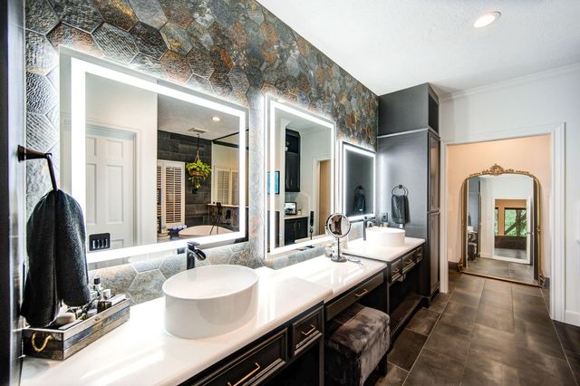 15307 Brandonwood Place, Houston, TX 77069