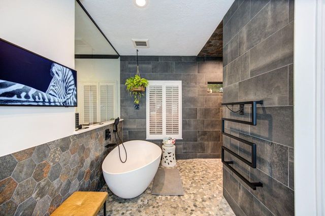 15307 Brandonwood Place, Houston, TX 77069