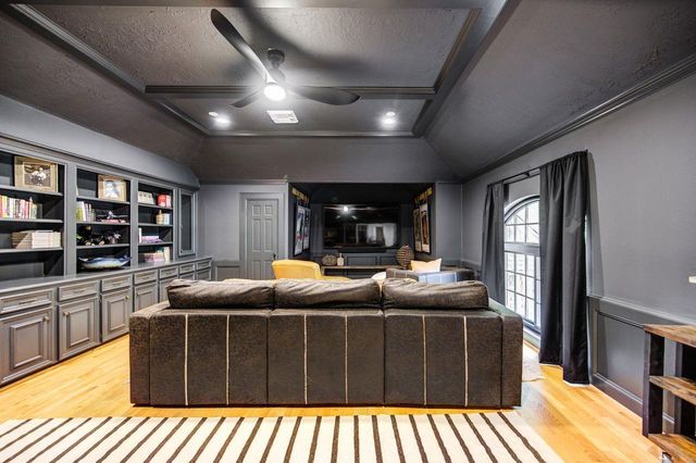 15307 Brandonwood Place, Houston, TX 77069