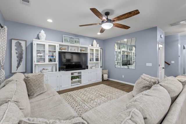 6008 Begonia Way, Hanahan, SC 29410