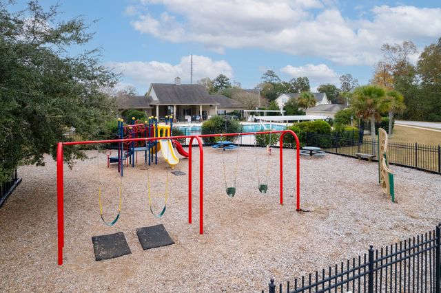 6008 Begonia Way, Hanahan, SC 29410