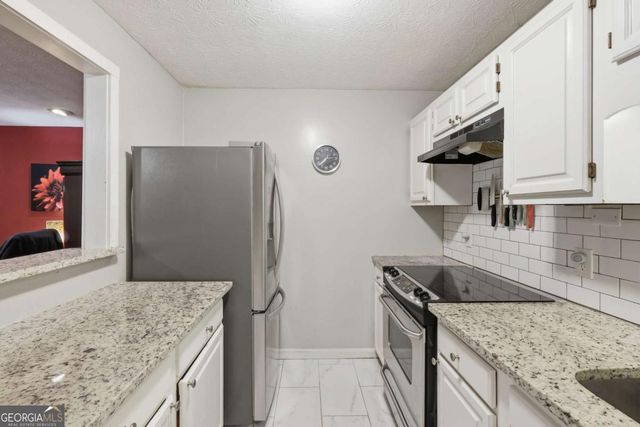 4012 Woodridge Way, Tucker, GA 30084