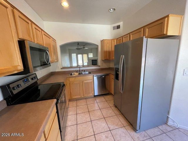 7021 E EARLL Drive 210, Scottsdale, AZ 85251