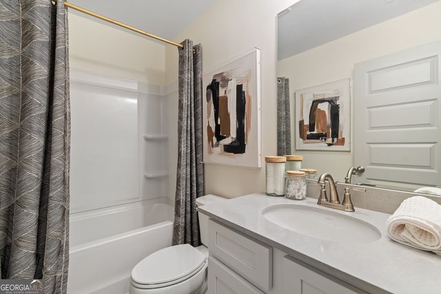 2804 Niblick Green Loop, Snellville, GA 30039