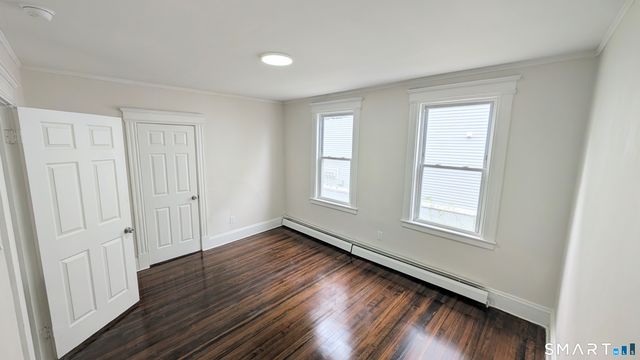 15 June Street 1, East Hartford, CT 06108