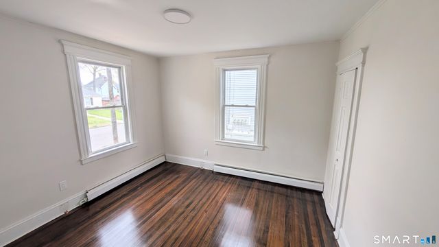 15 June Street 1, East Hartford, CT 06108