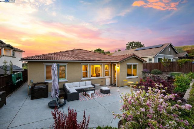 505 Tananger Heights Ct, Pleasant Hill, CA 94523