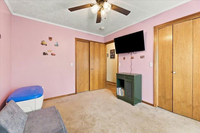 3454 AVENUE F, Council Bluffs, IA 51501