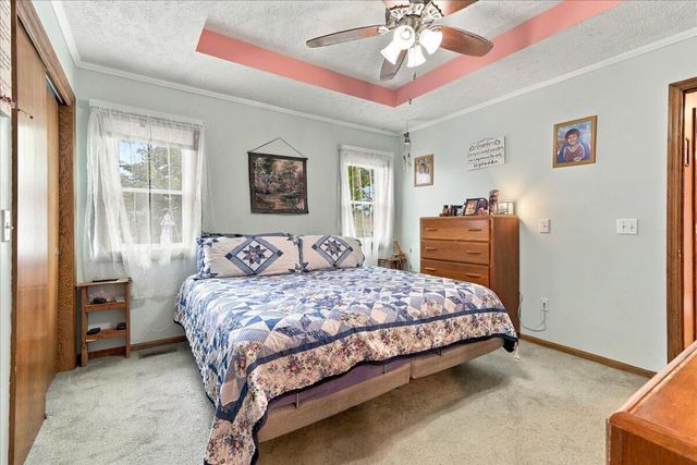 3454 AVENUE F, Council Bluffs, IA 51501