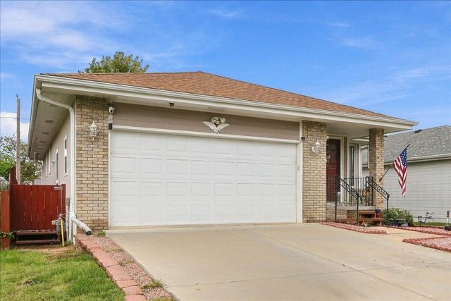 3454 AVENUE F, Council Bluffs, IA 51501