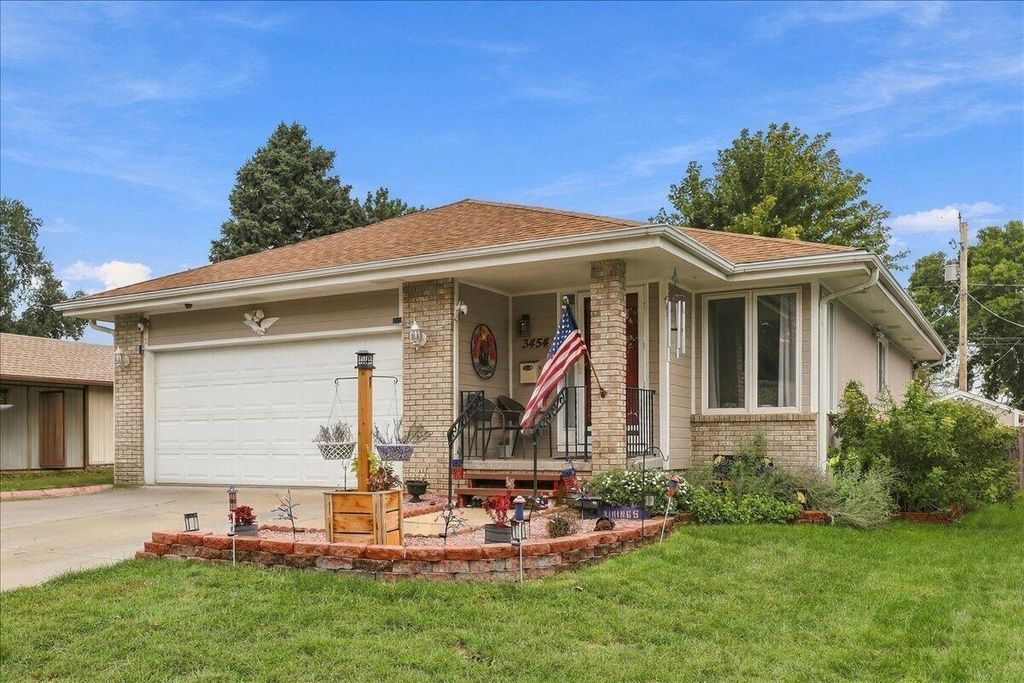 3454 AVENUE F, Council Bluffs, IA 51501