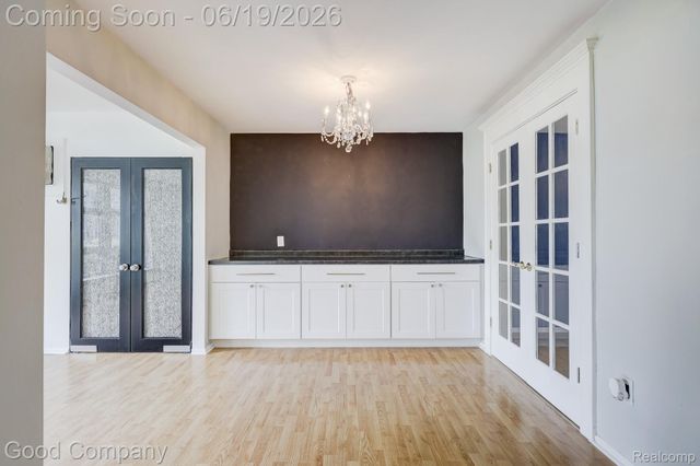 4345 Crooks Road 4, Royal Oak, MI 48073