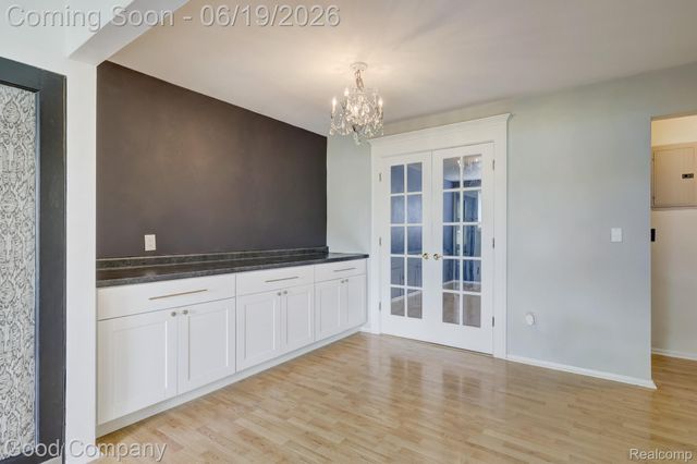 4345 Crooks Road 4, Royal Oak, MI 48073