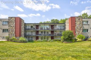 4345 Crooks Road 4, Royal Oak, MI 48073