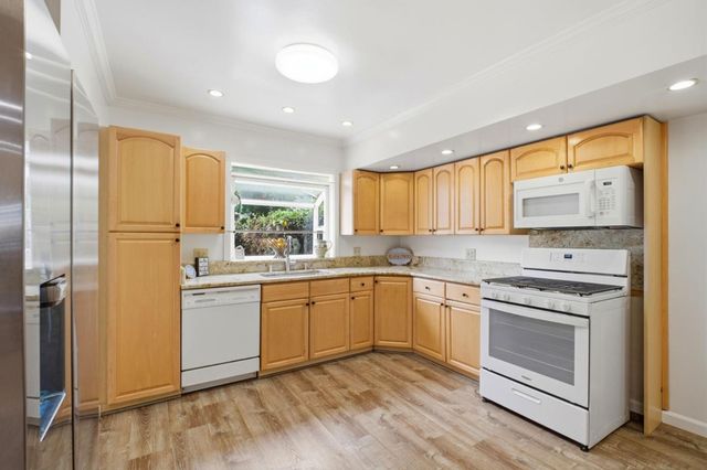 124 Fagundes Street, Hayward, CA 94544