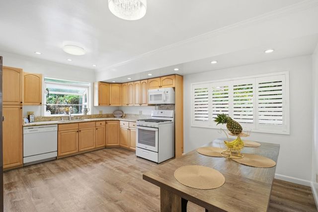 124 Fagundes Street, Hayward, CA 94544