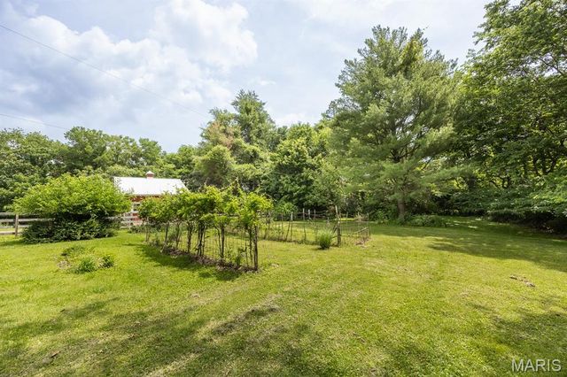 3104 Wild Flower Lane, Belleville, IL 62221