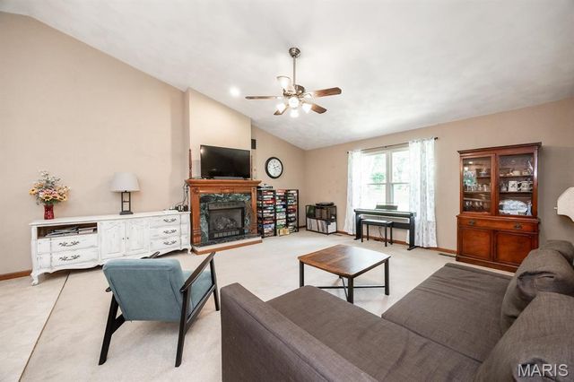 3104 Wild Flower Lane, Belleville, IL 62221