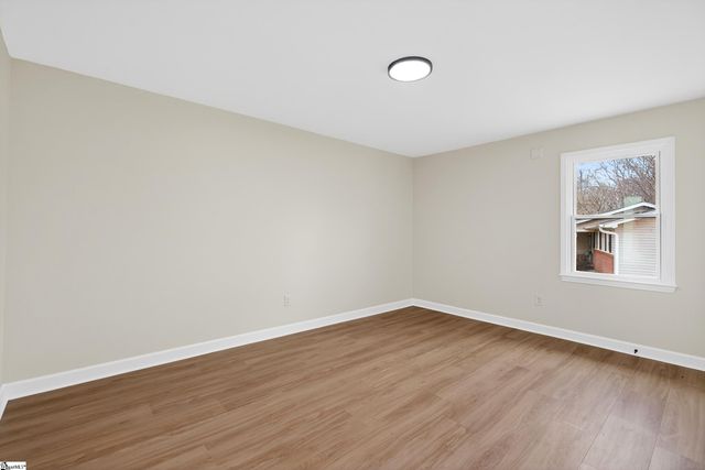 204 W Yellow Wood Drive, Simpsonville, SC 29680