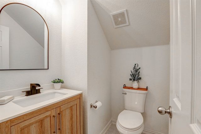 3225 Chesington Drive, Fort Worth, TX 76137