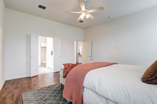 3225 Chesington Drive, Fort Worth, TX 76137