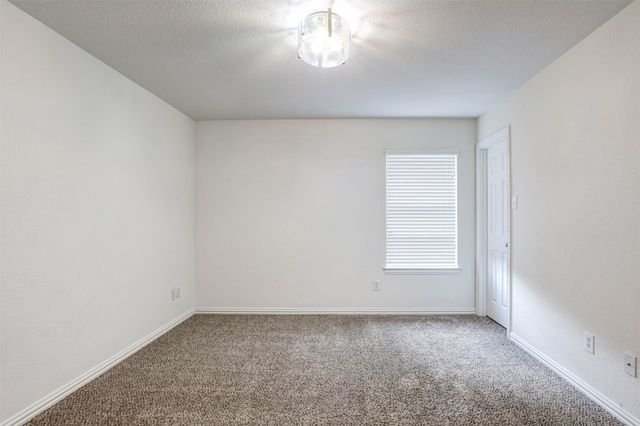 3225 Chesington Drive, Fort Worth, TX 76137