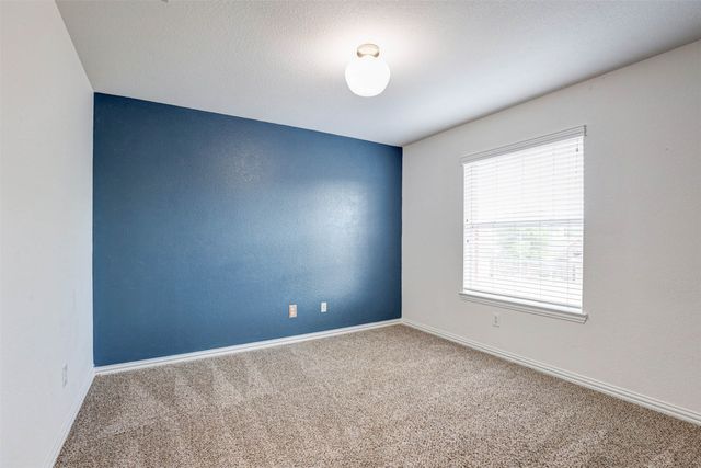 3225 Chesington Drive, Fort Worth, TX 76137