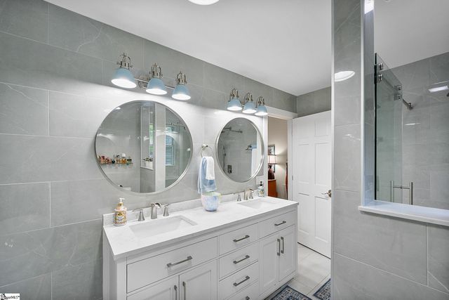 252 Ridge Way, Simpsonville, SC 29680