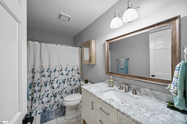 252 Ridge Way, Simpsonville, SC 29680