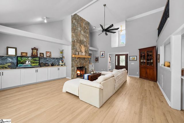 252 Ridge Way, Simpsonville, SC 29680