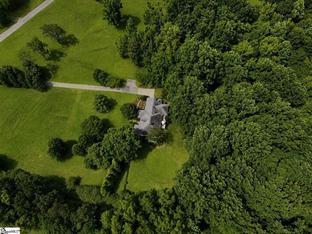 252 Ridge Way, Simpsonville, SC 29680