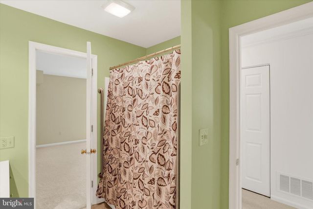 2228 WEXFORD RD, Palmyra, PA 17078