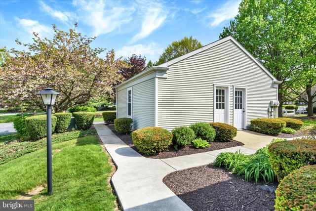 2228 WEXFORD RD, Palmyra, PA 17078