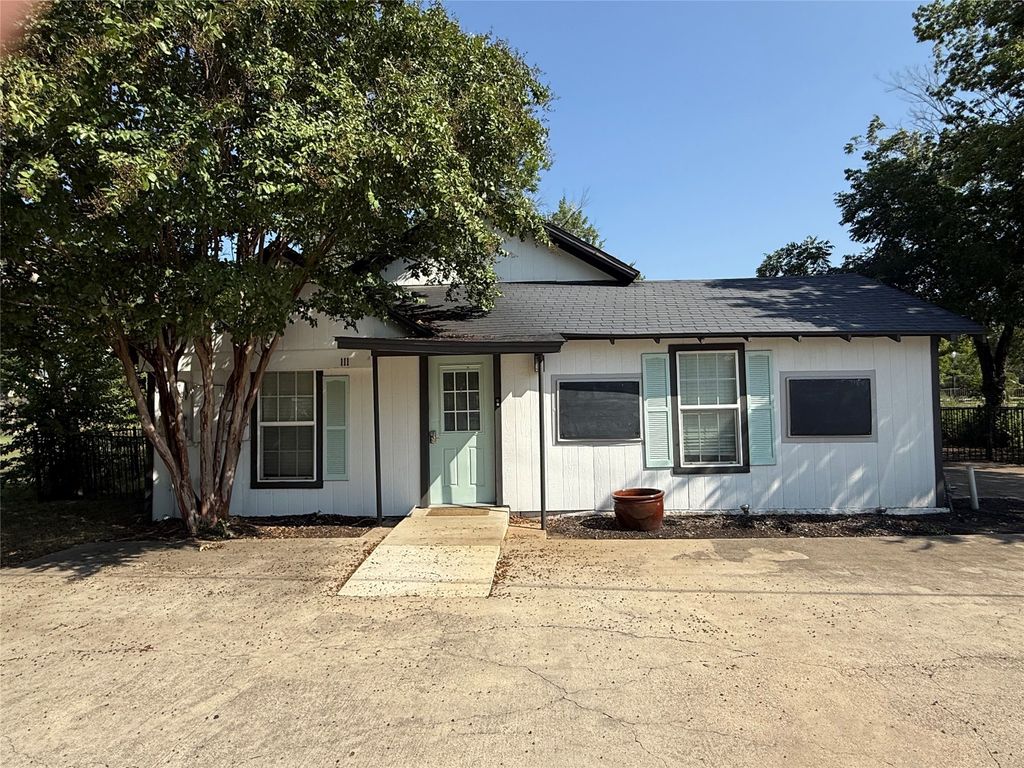 111 Minnie Street, Keller, TX 76248