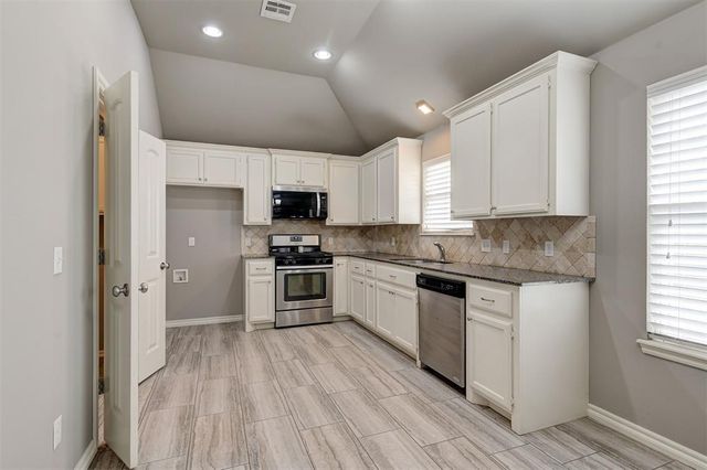 394 Cindy Court, Piedmont, OK 73078