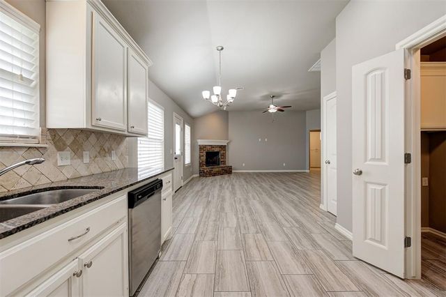 394 Cindy Court, Piedmont, OK 73078