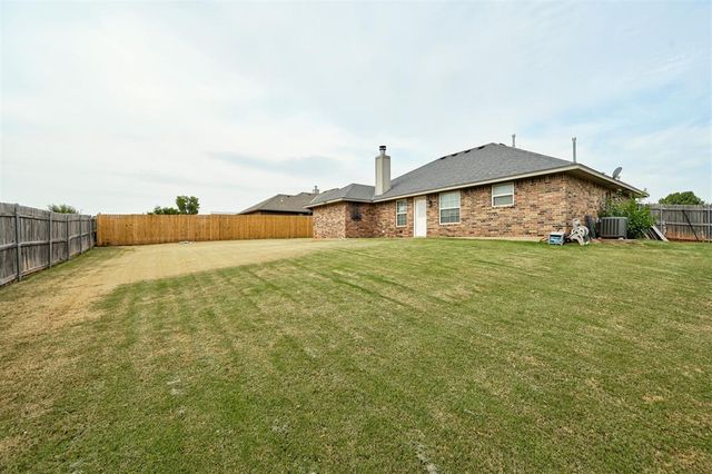394 Cindy Court, Piedmont, OK 73078